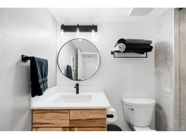 9965 Wagner Ln, Westminster, CO 80031