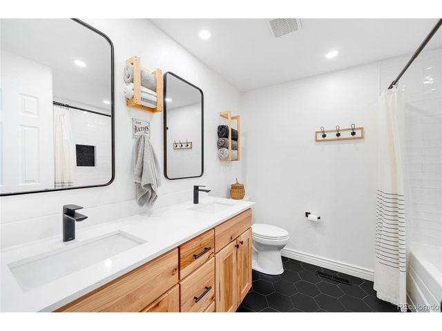 9965 Wagner Ln, Westminster, CO 80031