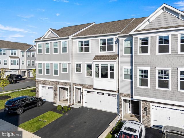 161 EVERLEIGH DR, Royersford, PA 19468
