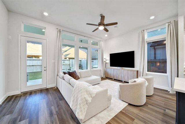 21451 Llano Grande Boulevard, Porter, TX 77365