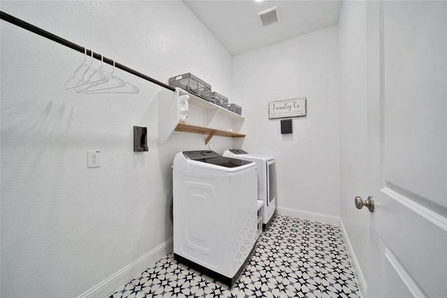 21451 Llano Grande Boulevard, Porter, TX 77365