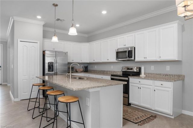 19860 The Place BLVD, Estero, FL 33928