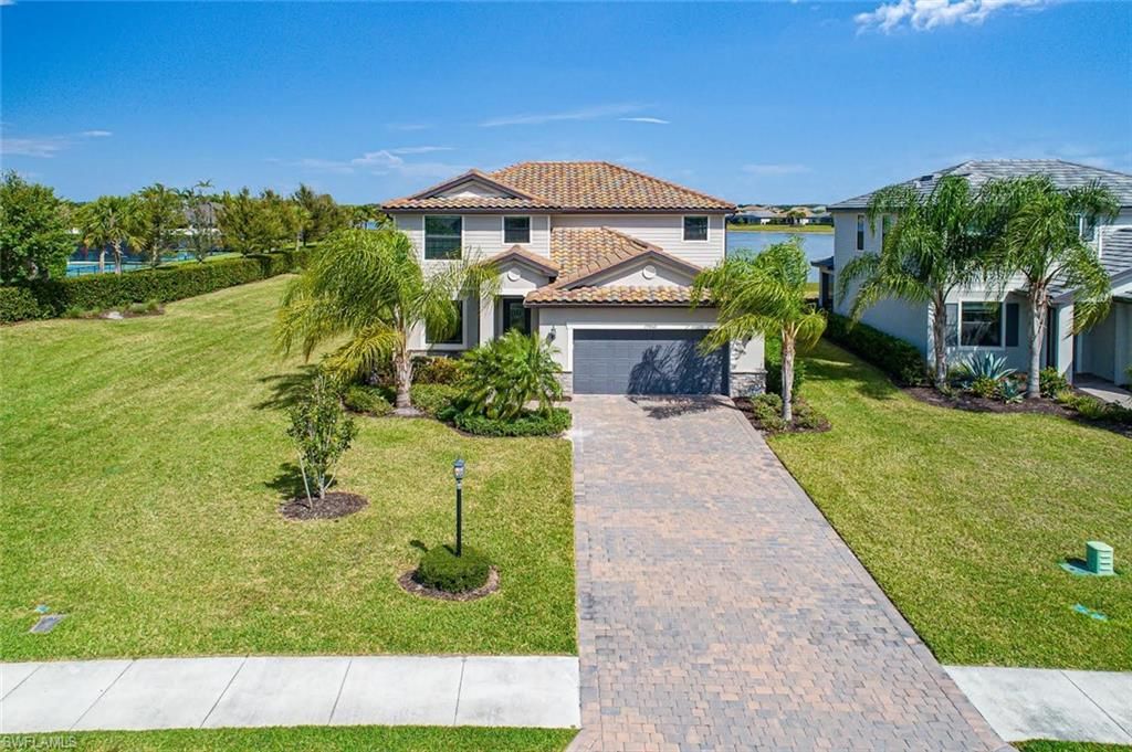19860 The Place BLVD, Estero, FL 33928