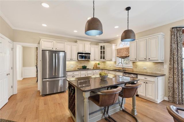 248 Cedarhurst Drive, Canton, GA 30115