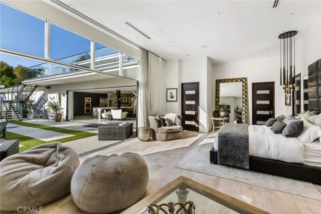 207 SADDLEBOW Road, Bell Canyon, CA 91307