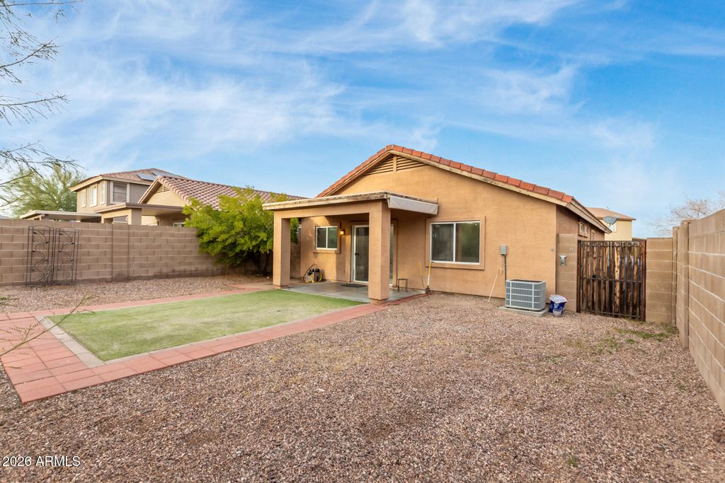 246 N 221ST Avenue, Buckeye, AZ 85326 — photo 2