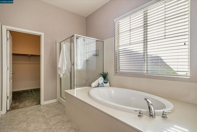 6432 Laurel Creek Pl, Livermore, CA 94551