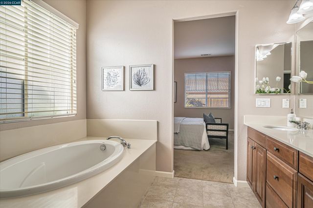 6432 Laurel Creek Pl, Livermore, CA 94551