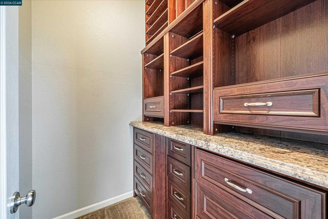 6432 Laurel Creek Pl, Livermore, CA 94551