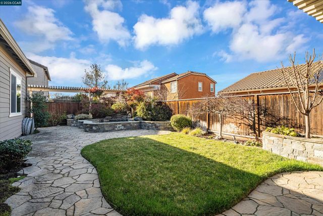 6432 Laurel Creek Pl, Livermore, CA 94551