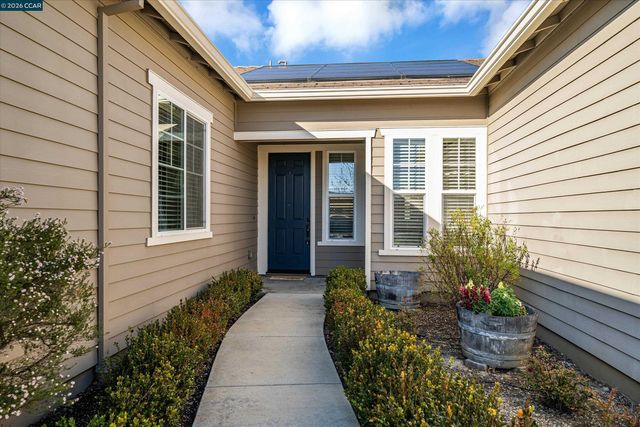 6432 Laurel Creek Pl, Livermore, CA 94551