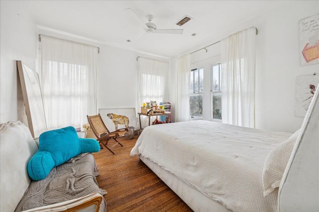 4009 Roseland Street, Houston, TX 77006