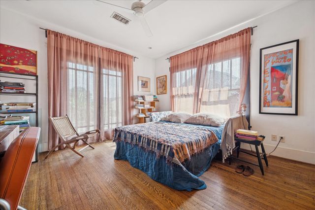 4009 Roseland Street, Houston, TX 77006