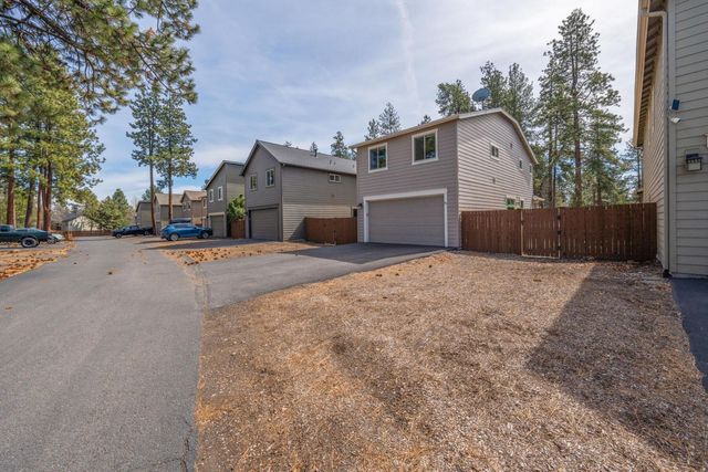 20250 Narnia Place, Bend, OR 97702