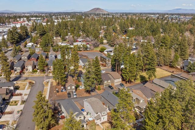 20250 Narnia Place, Bend, OR 97702