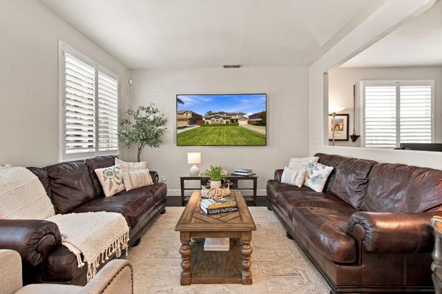 2503 Donatello St, Manteca, CA 95337