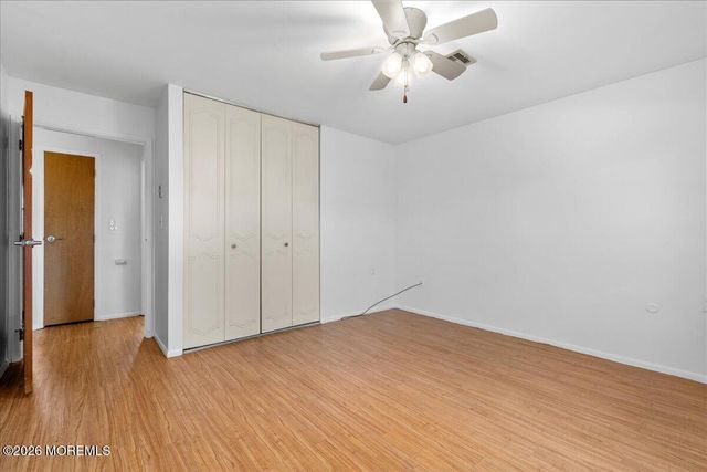 660D Plymouth Drive, Lakewood, NJ 08701