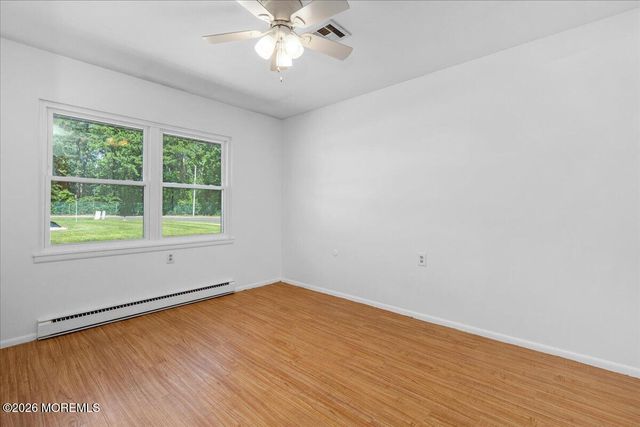 660D Plymouth Drive, Lakewood, NJ 08701