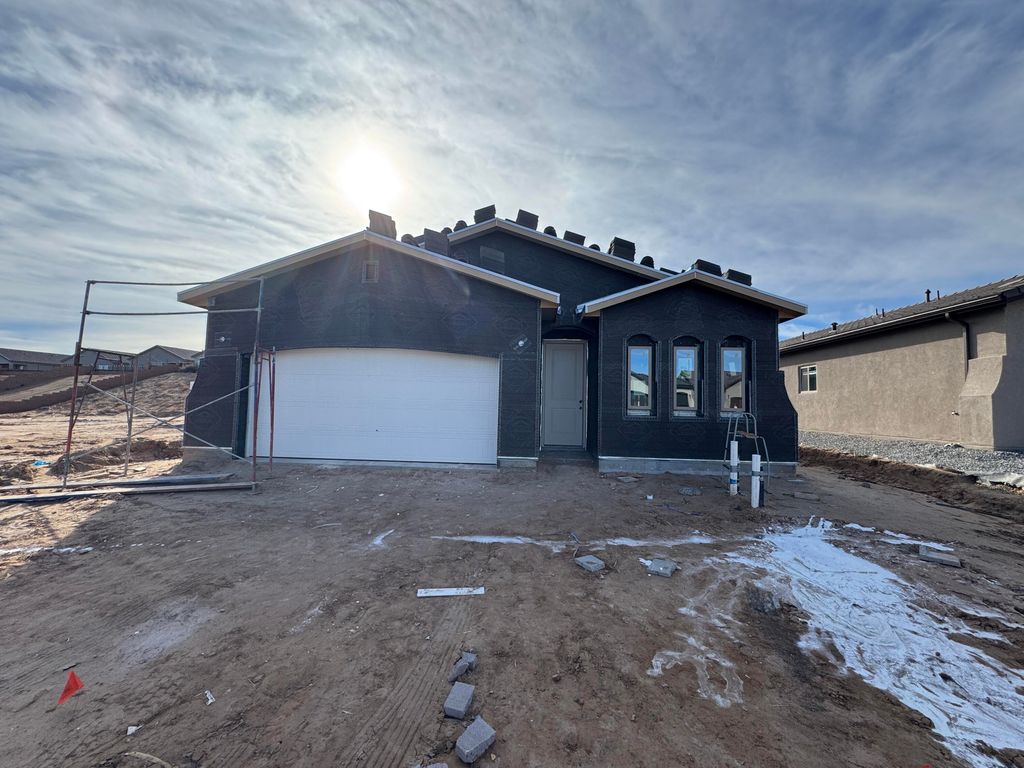 1565 Valle De Colores Street NW, Los Lunas, NM 87031