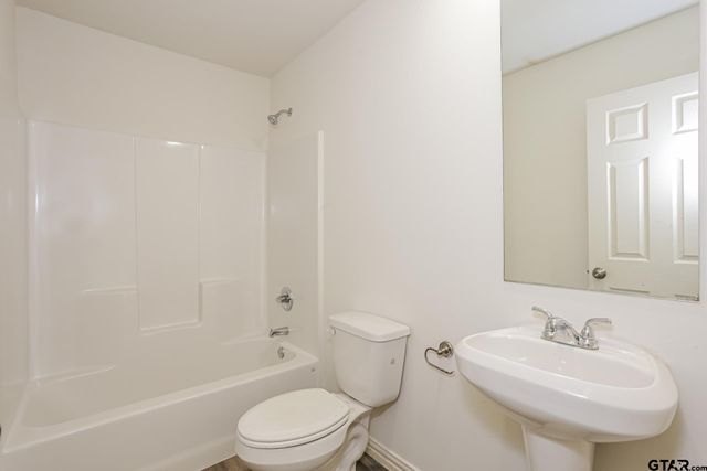 3105 W Rose St, Tyler, TX 75701