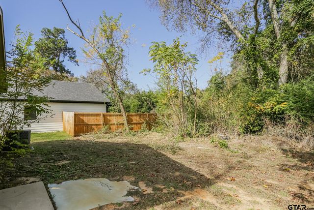 3105 W Rose St, Tyler, TX 75701