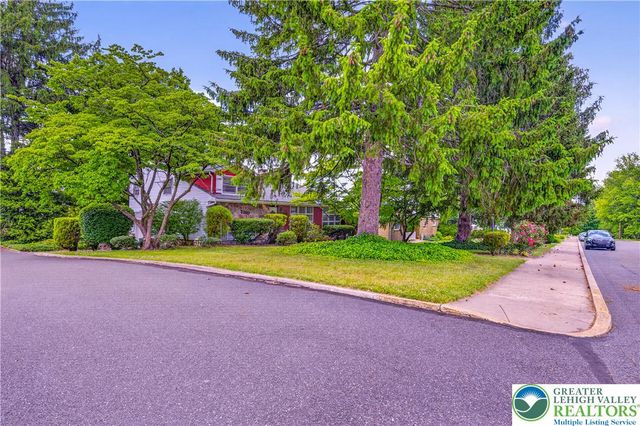 135 North Street, Emmaus Boro, PA 18049