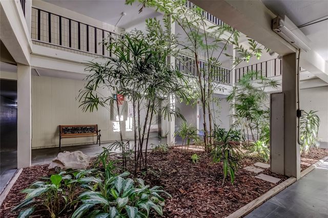 2302 S MANHATAN AVENUE 310, Tampa, FL 33609