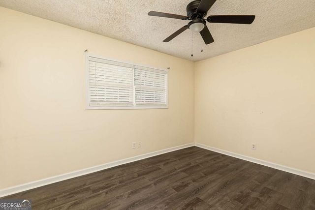 1898 Live Oak Drive, Kennesaw, GA 30152