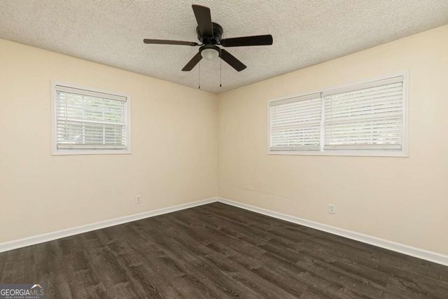 1898 Live Oak Drive, Kennesaw, GA 30152