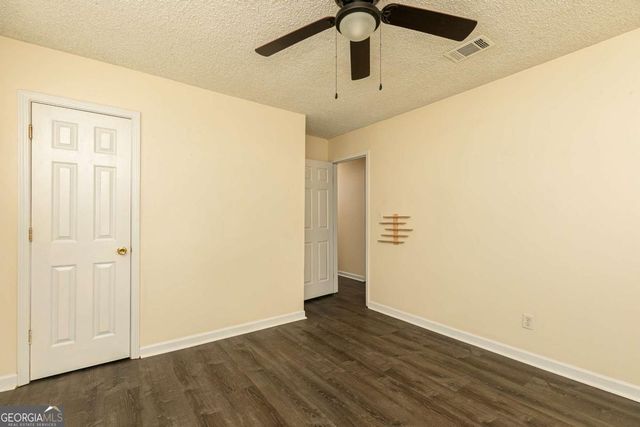 1898 Live Oak Drive, Kennesaw, GA 30152
