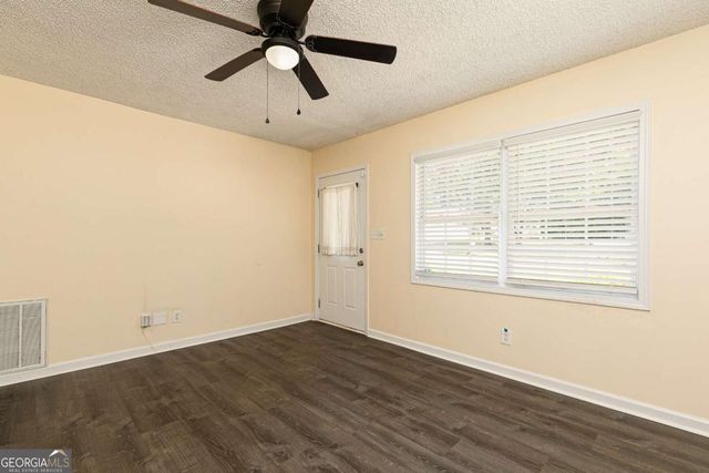1898 Live Oak Drive, Kennesaw, GA 30152
