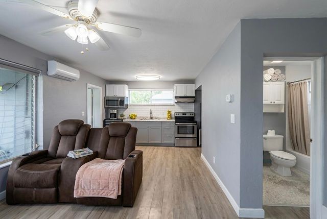2620 Harding Street, Hollywood, FL 33020