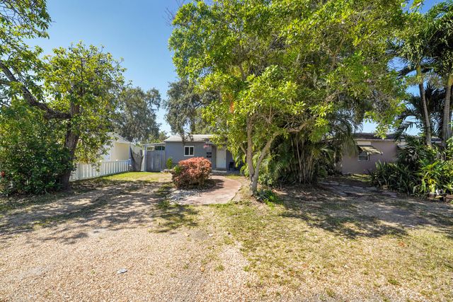 2620 Harding Street, Hollywood, FL 33020