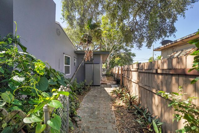 2620 Harding Street, Hollywood, FL 33020