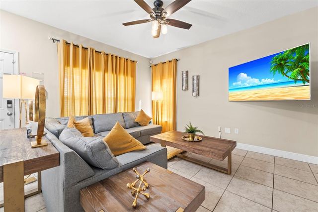 205 E KIRBY STREET, Tampa, FL 33604