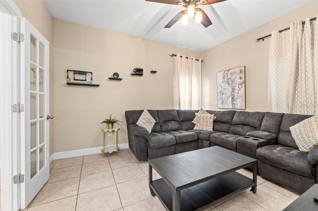 205 E KIRBY STREET, Tampa, FL 33604