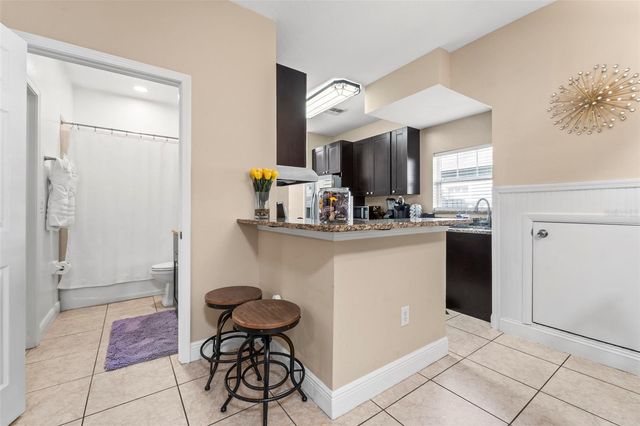 205 E KIRBY STREET, Tampa, FL 33604