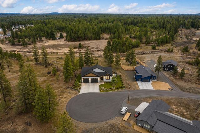3819 W Cliffside Ln, Spokane, WA 99224