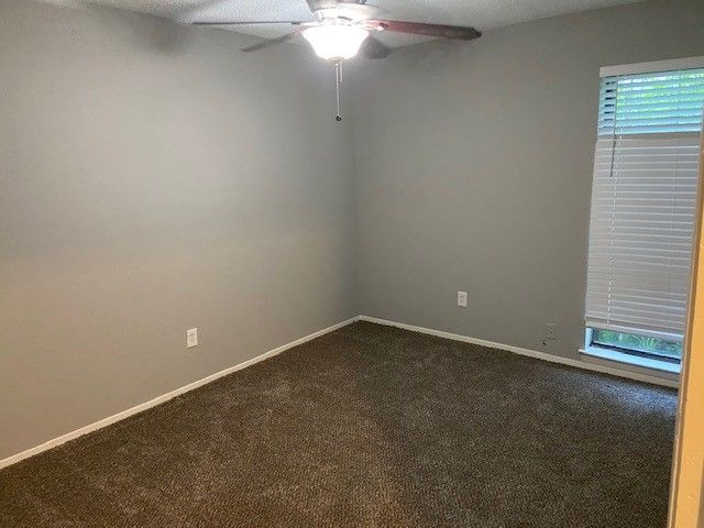 742 Hummingbird Circle, Lewisville, TX 75067