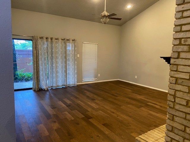 742 Hummingbird Circle, Lewisville, TX 75067