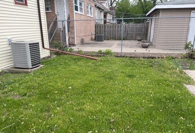 8132 S Harvard Avenue, Chicago, IL 60620