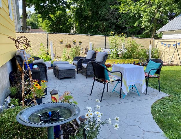 173 Hallock St, Jamestown, NY 14701