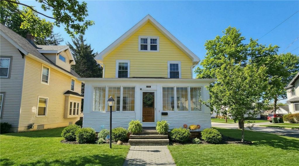 173 Hallock St, Jamestown, NY 14701