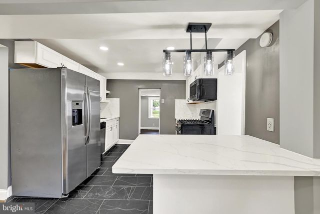 7715 MEATH, Baltimore, MD 21222