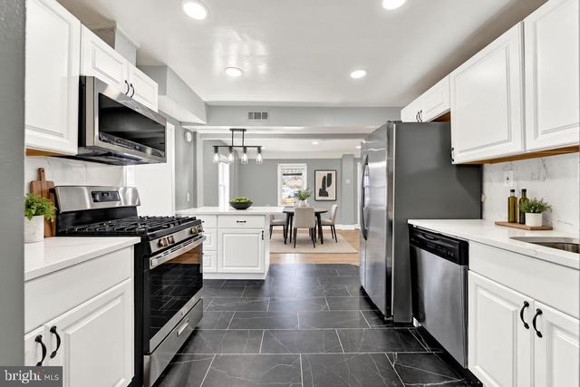 7715 MEATH, Baltimore, MD 21222