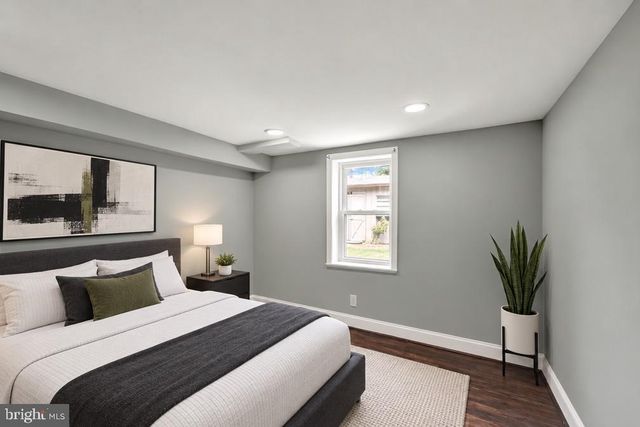 7715 MEATH, Baltimore, MD 21222