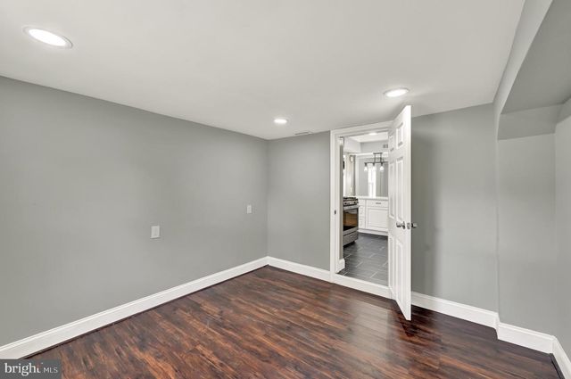 7715 MEATH, Baltimore, MD 21222