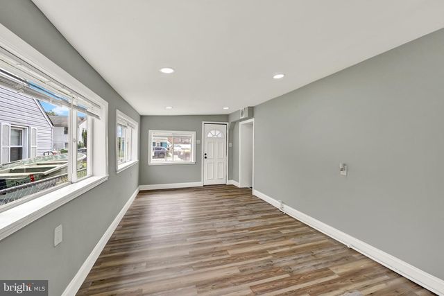 7715 MEATH, Baltimore, MD 21222