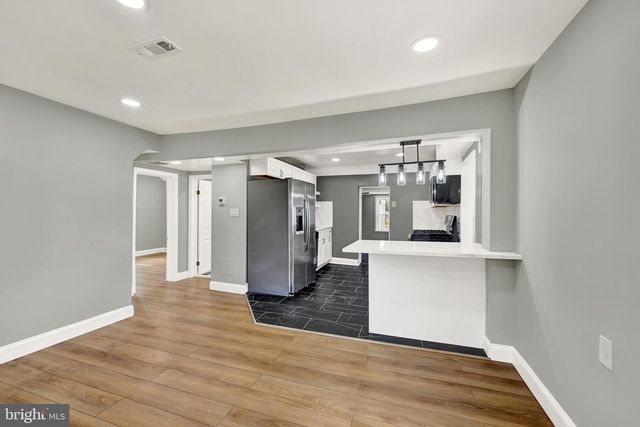 7715 MEATH, Baltimore, MD 21222