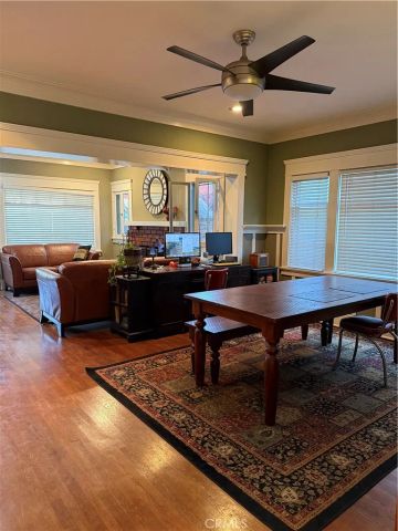 287 Kennebec Avenue, Long Beach, CA 90803